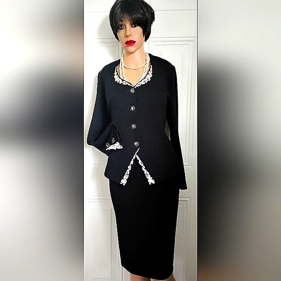 SALE! ST JOHN EVENING 8 SANTANA KNIT SOUTACHE LACE SWAROVSKI CRYSTAL SKIRT SUIT - Picture 12 of 12